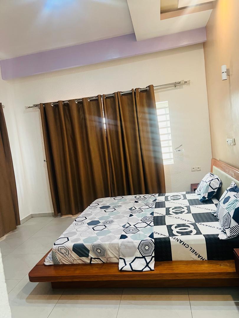 Villa meublée à louer avec piscine à Cotonou Akpakpa