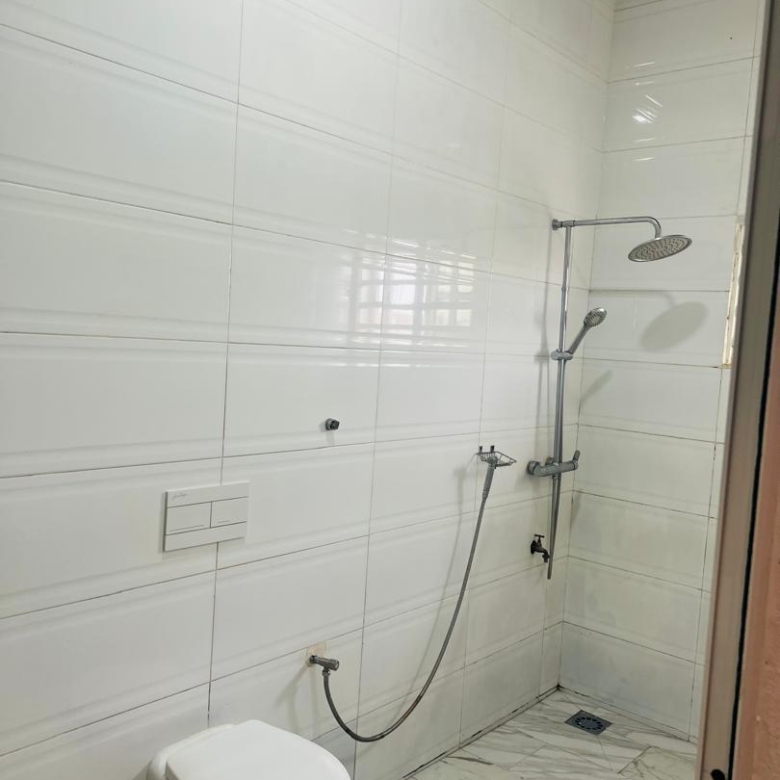 Villa meublée à louer avec piscine à Cotonou Akpakpa