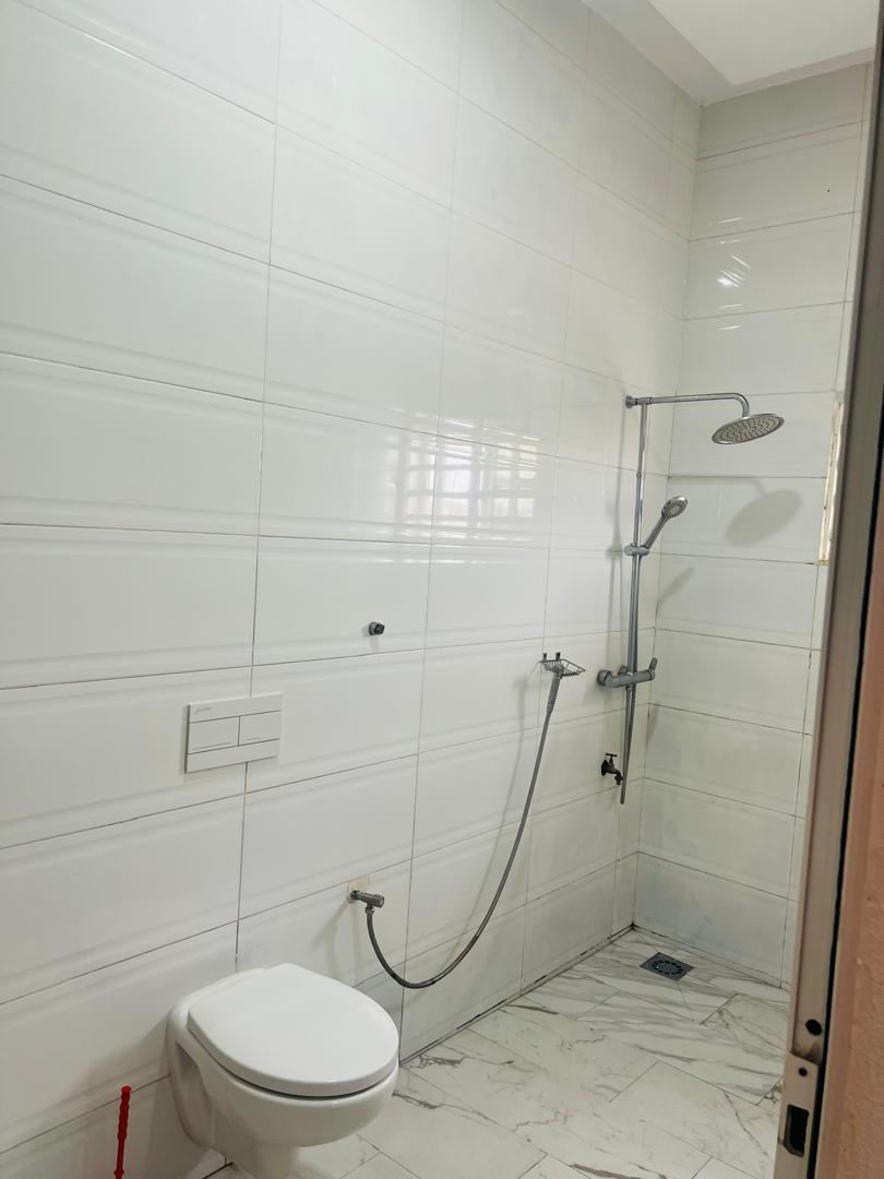 Villa meublée à louer avec piscine à Cotonou Akpakpa