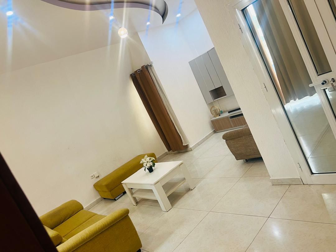 Villa meublée à louer avec piscine à Cotonou Akpakpa