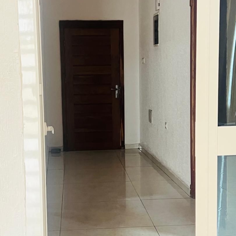 Villa meublée à louer avec piscine à Cotonou Akpakpa