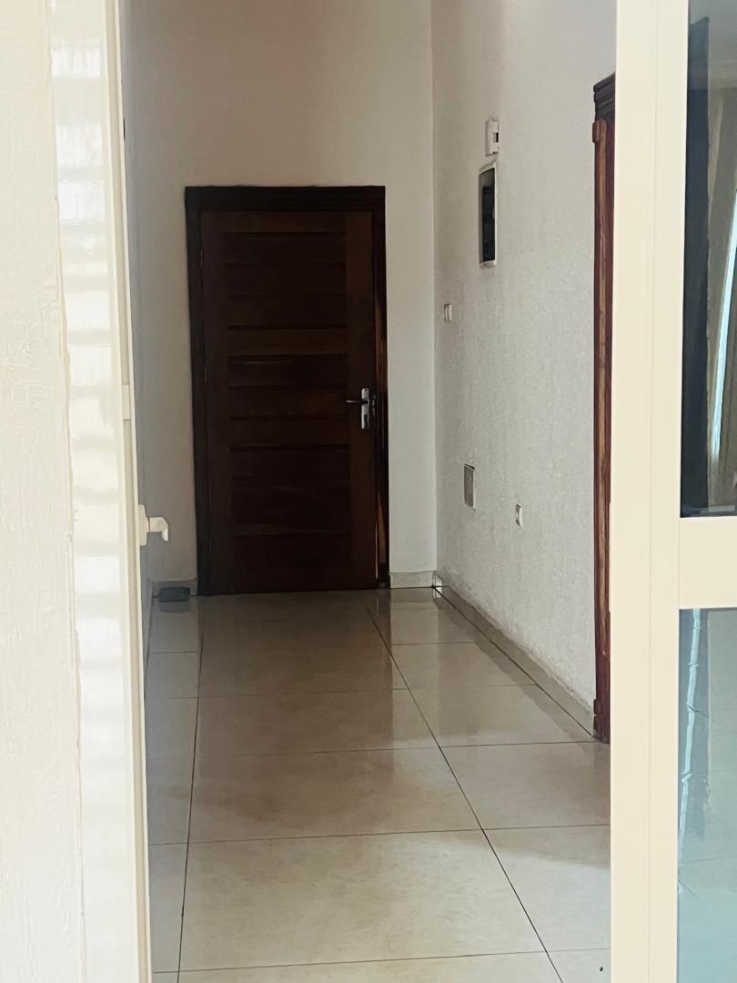 Villa meublée à louer avec piscine à Cotonou Akpakpa