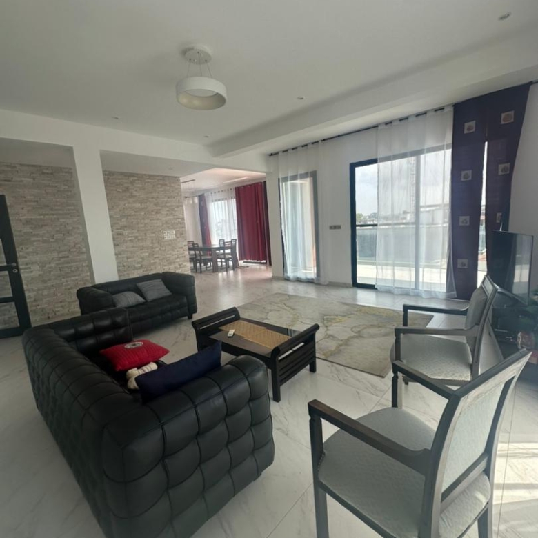 Appartement meubé à louer à Cotonou Fidjrossè Plage