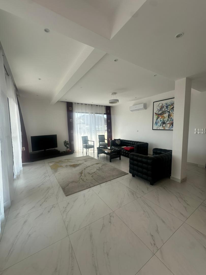 Appartement meubé à louer à Cotonou Fidjrossè Plage