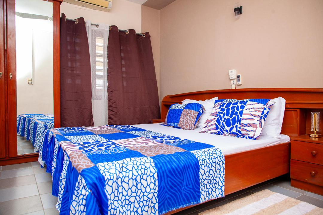 Appartement meublé haut standing à louer à Cotonou Fidjrossè (2)