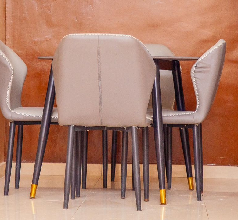 Appartement meublé haut standing à louer à Cotonou Fidjrossè (5)