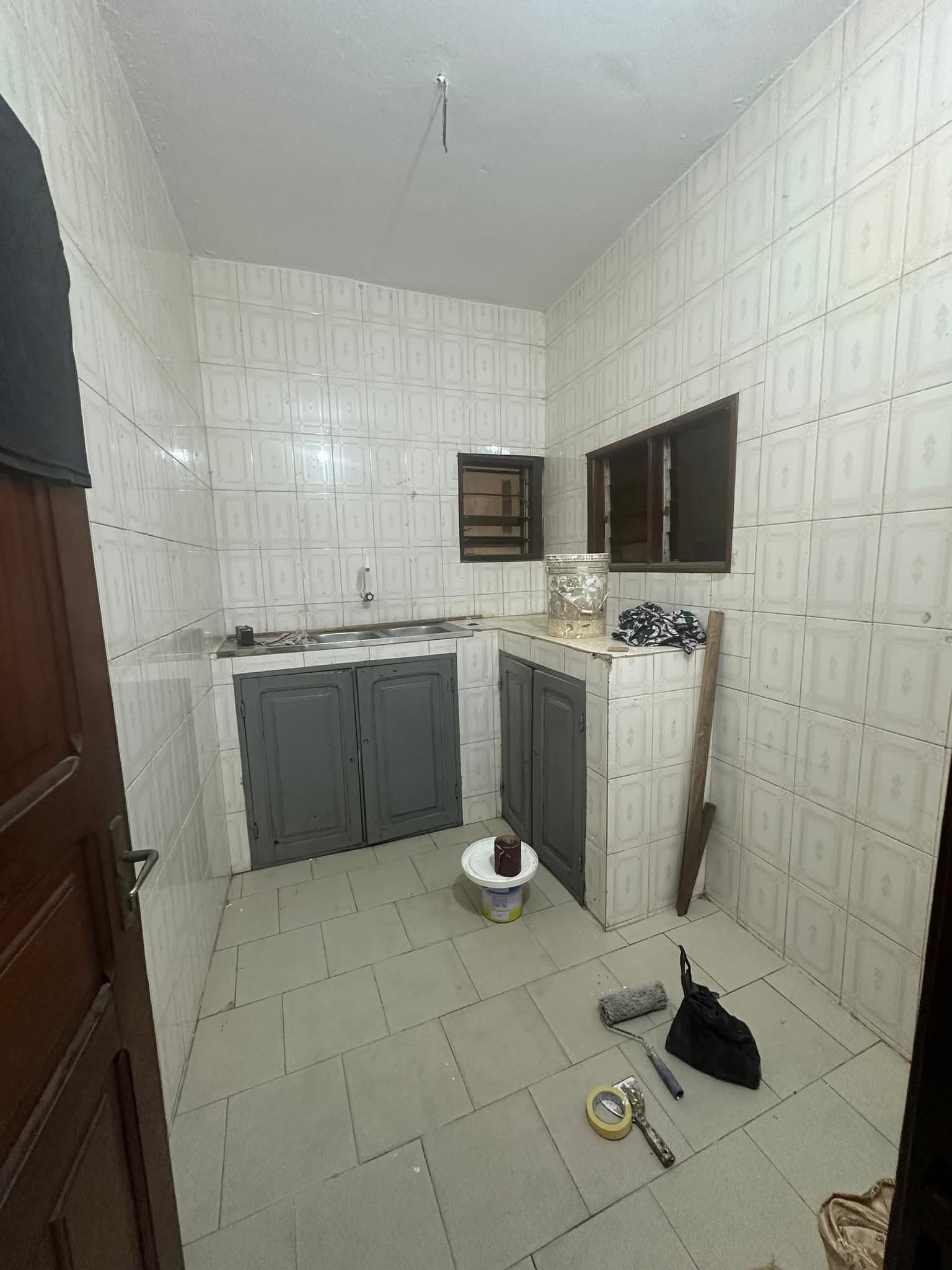 Entrée personnelle à louer à cotonou Fidjrossè plage