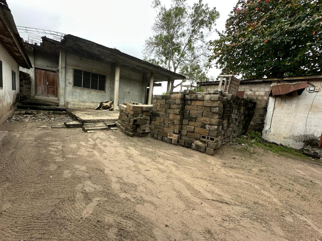 Parcelle à vendre en angle de rue à Cotonou ST Jean