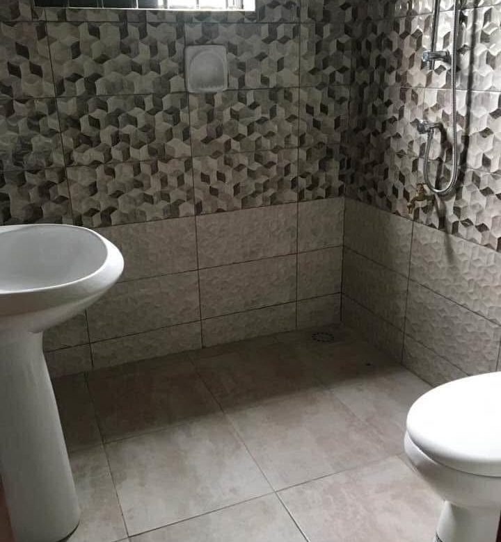 Résidence entrée personnelle à louer à Cotonou Haie-Vive