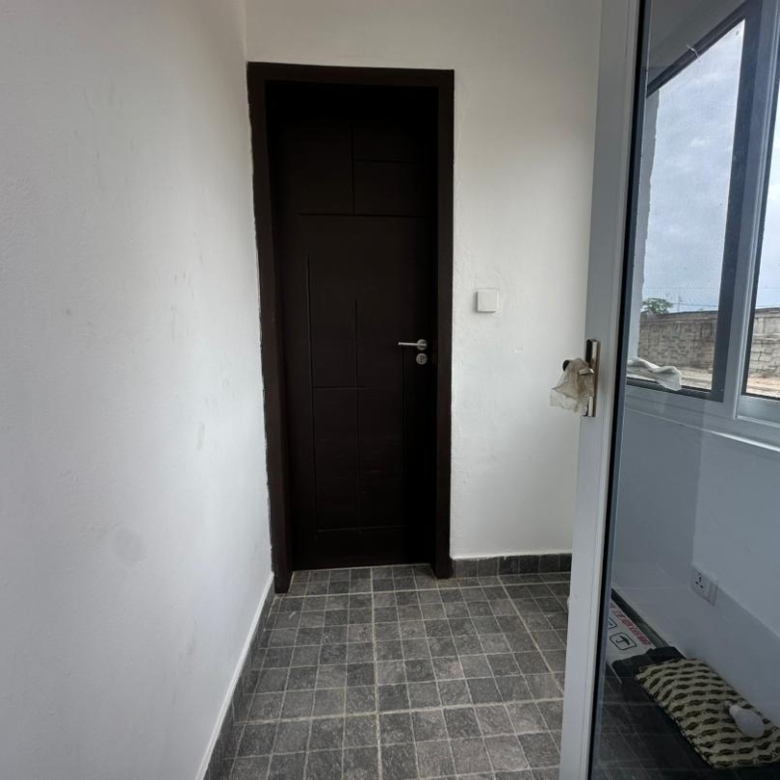Villa R+2 à vendre à Cotonou Akpakpa CENSAD