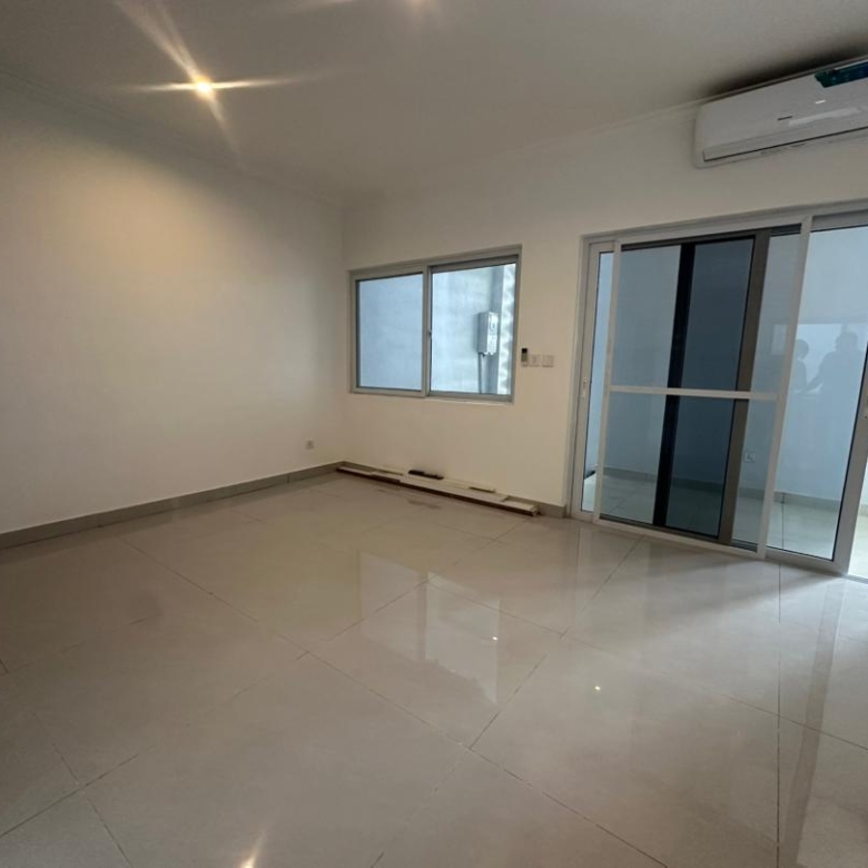 Villa R+2 à vendre à Cotonou Akpakpa CENSAD