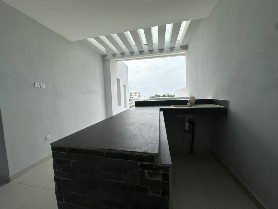 Villa R+2 à vendre à Cotonou Akpakpa CENSAD