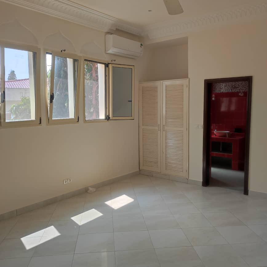 Villa à louer à Cotonou Cocotiers