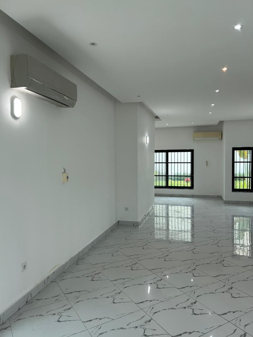Villa à louer à Cotonou Erevan