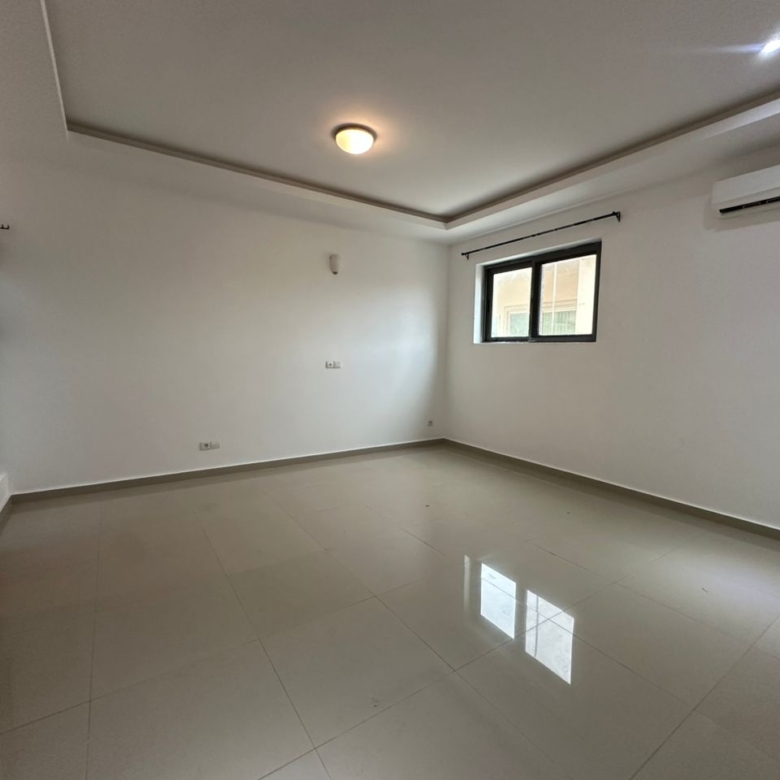 Villa à louer à Cotonou Haie Vive