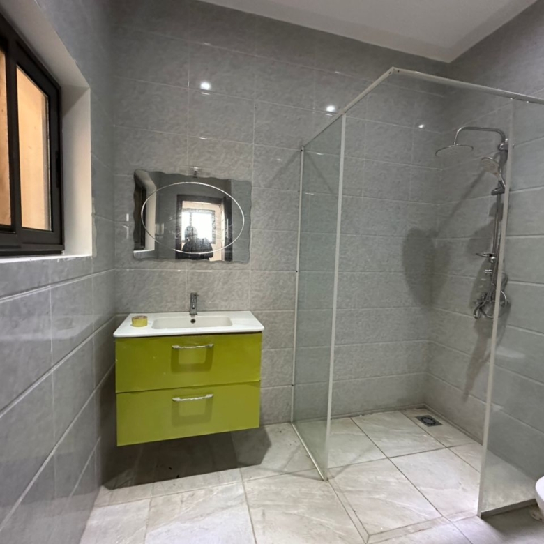 Villa à louer à Cotonou Haie Vive