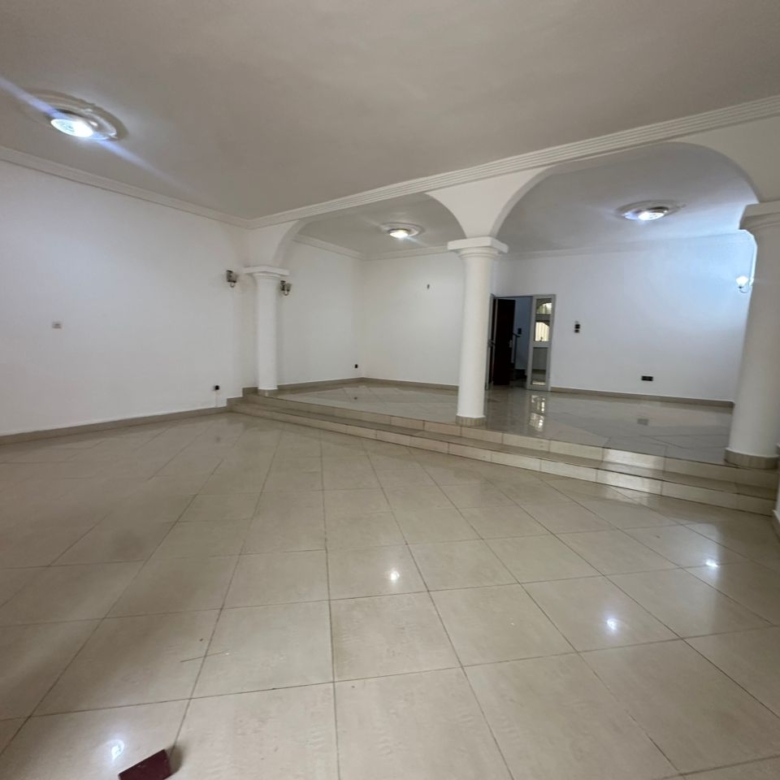 Villa à louer à Cotonou Haie Vive