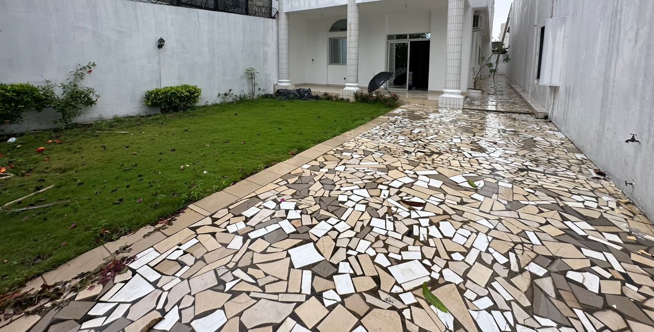 Villa à louer à Cotonou Haie Vive