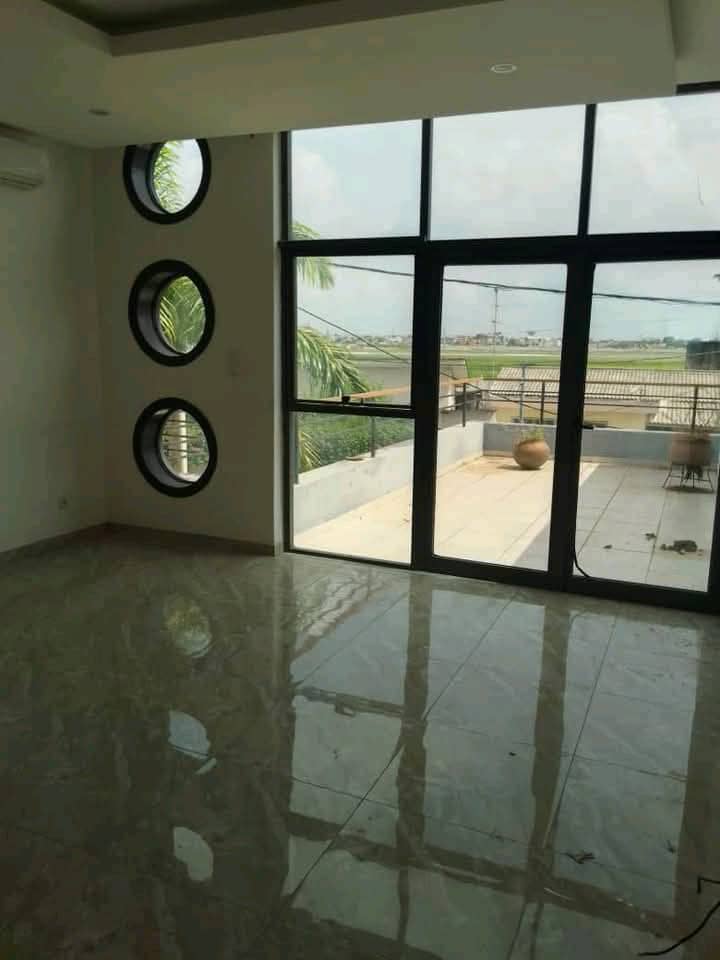 Villa à vendre à Abomey-Calavi Aidégnon