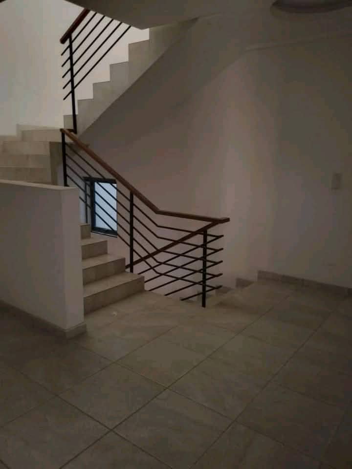 Villa à vendre à Abomey-Calavi Aidégnon