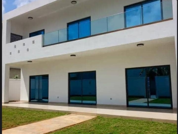 Villa à vendre à Cotonou Akpakpa CENSAD
