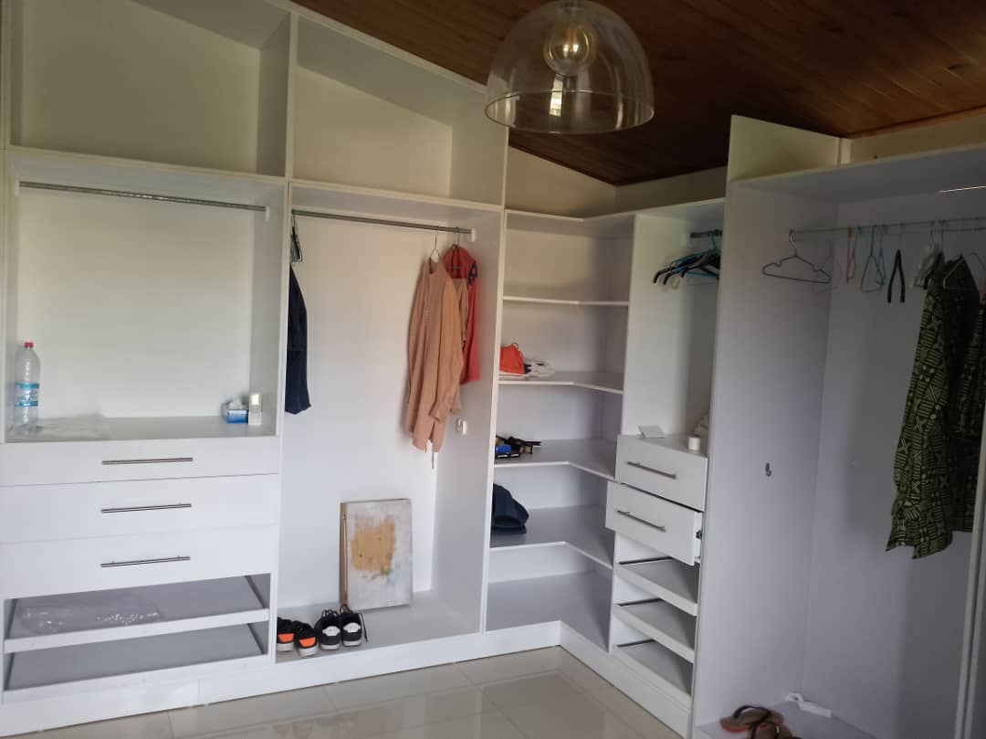 Villa meublé à louer à Cotonou Fidjrossè plage