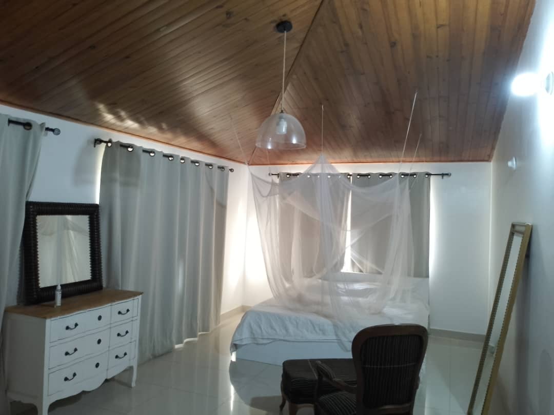 Villa meublé à louer à Cotonou Fidjrossè plage