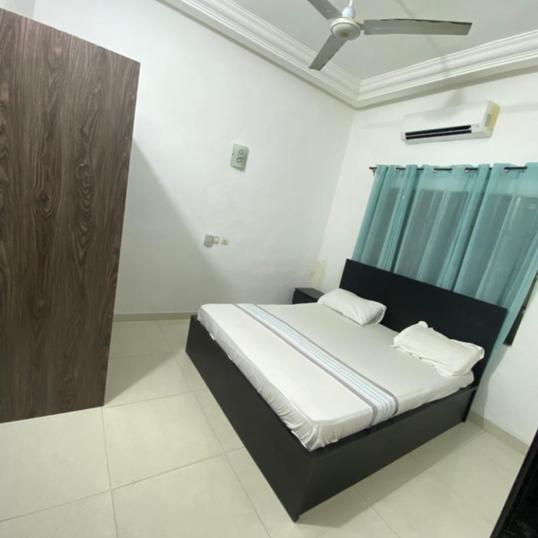 Appartement entrée personnelle meublée à louer à Cotonou Fidjrossè