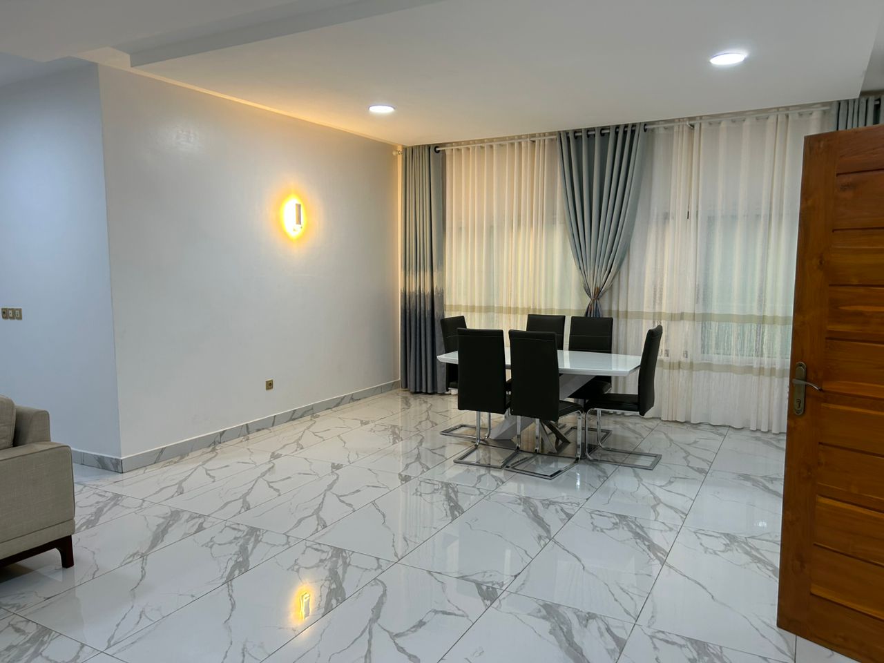 Appartement meublé vue sur mer à louer à Cotonou Fidjrossè Plage (28)