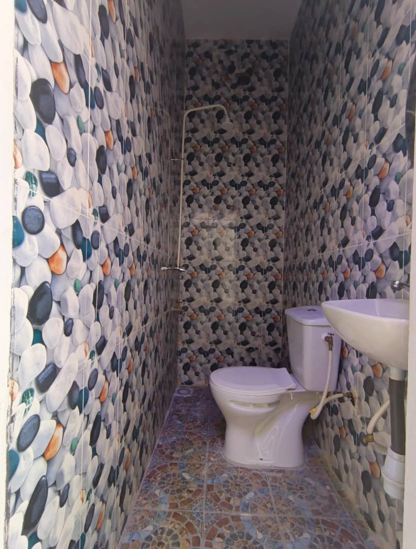 Entrée personnelle à louer à Cotonou Fidrossè Plage