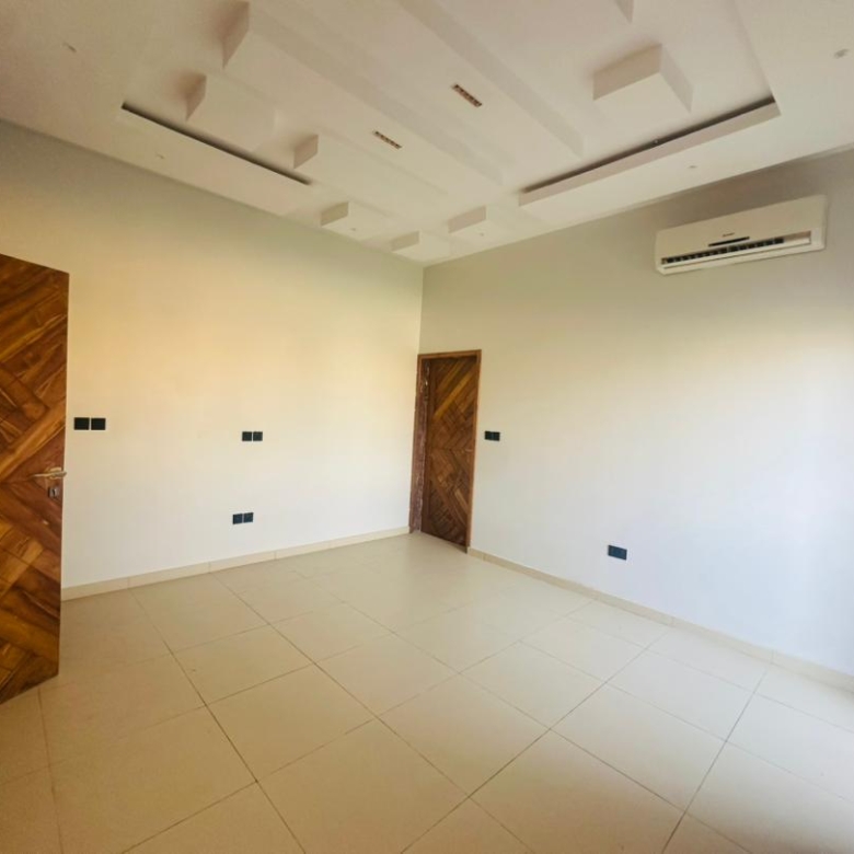 Villa à louer à Cotonou Fidjrossè Plage