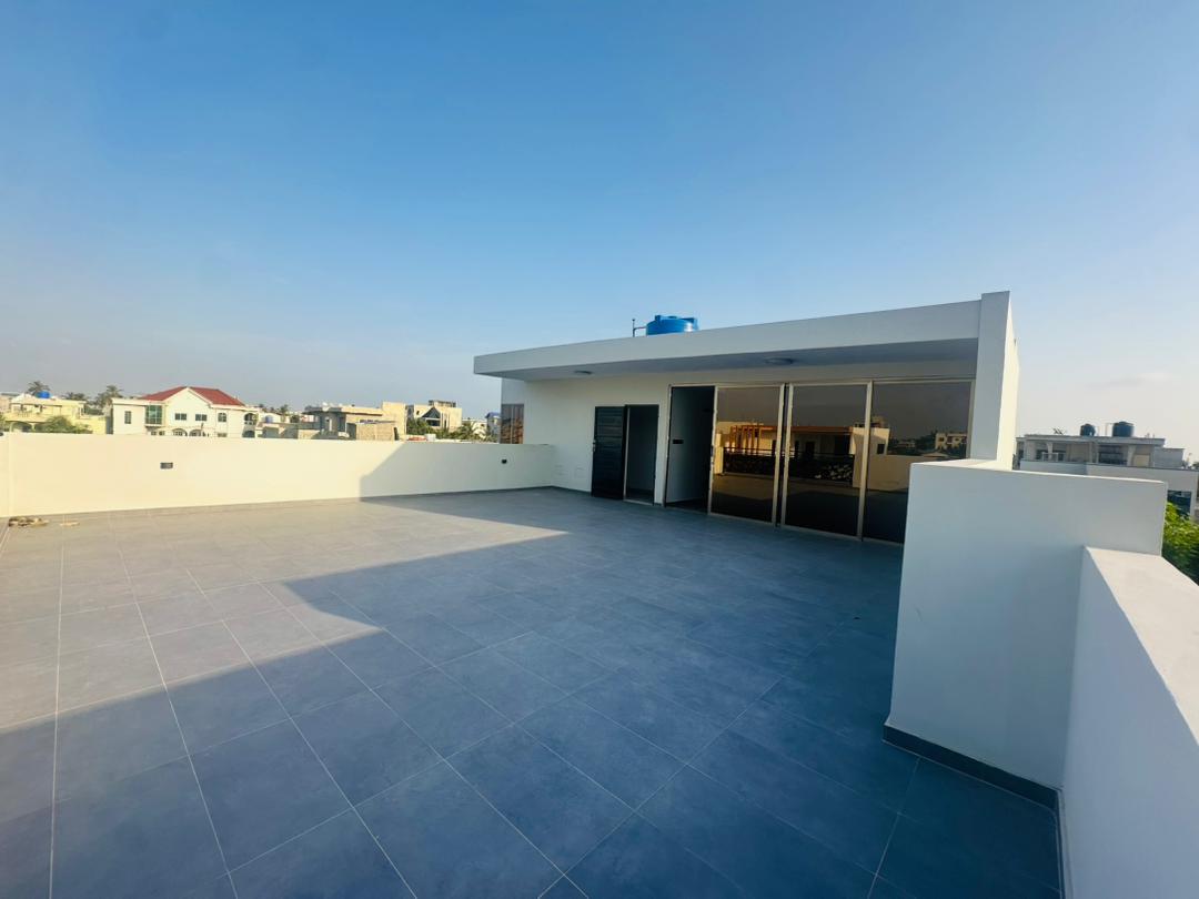 Villa à louer à Cotonou Fidjrossè Plage