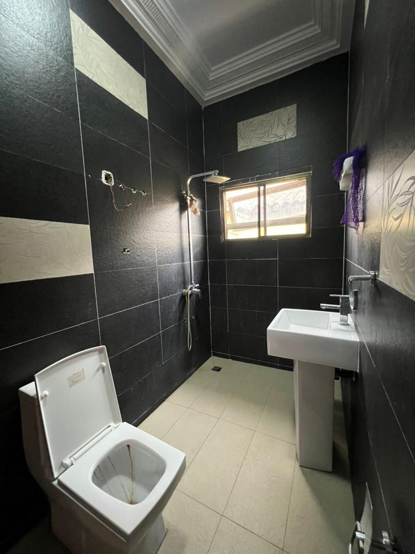 Belle Villa meublée à louer à Cotonou Akpakpa à PK10