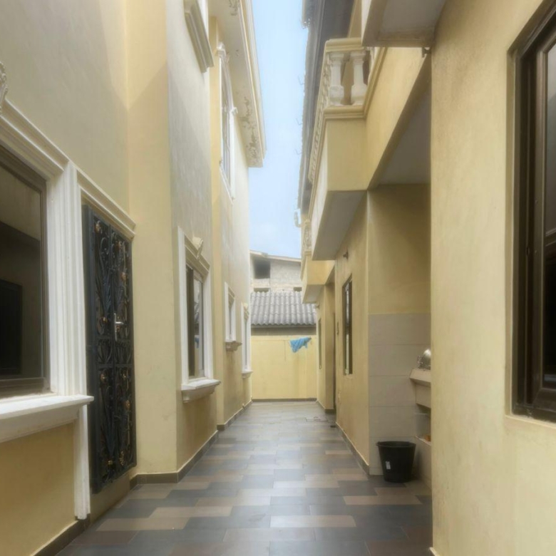 Belle Villa meublée à louer à Cotonou Akpakpa à PK10