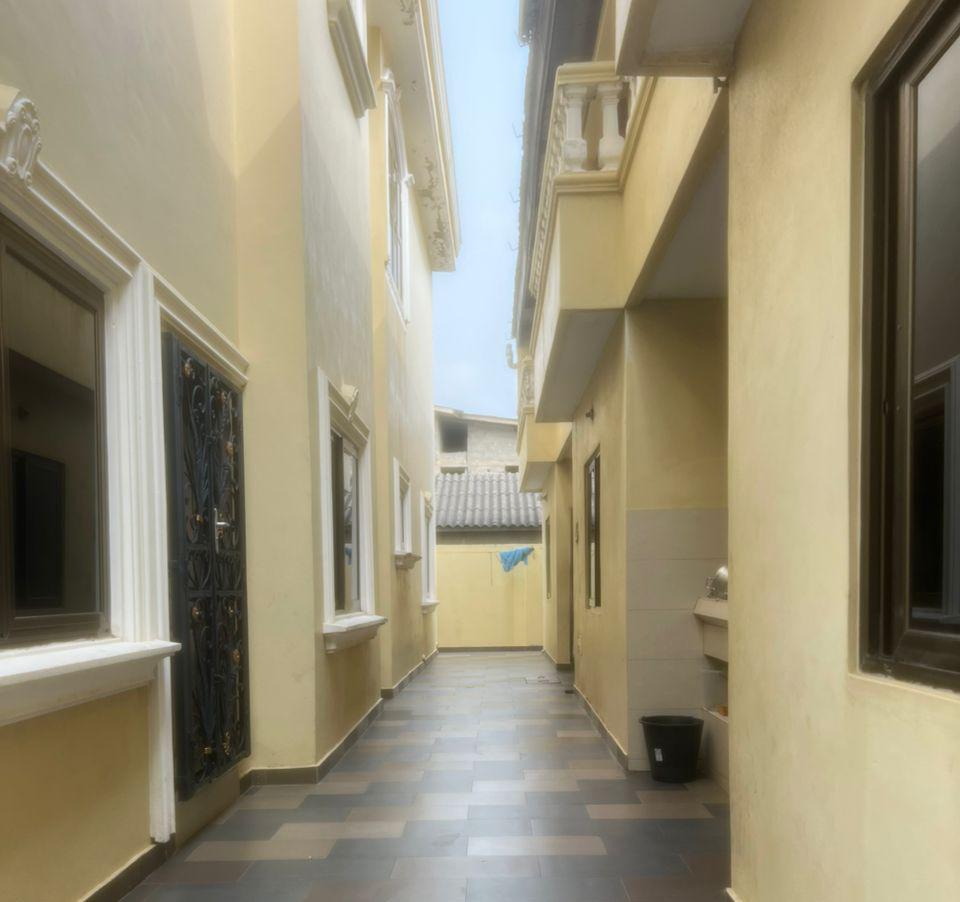 Belle Villa meublée à louer à Cotonou Akpakpa à PK10