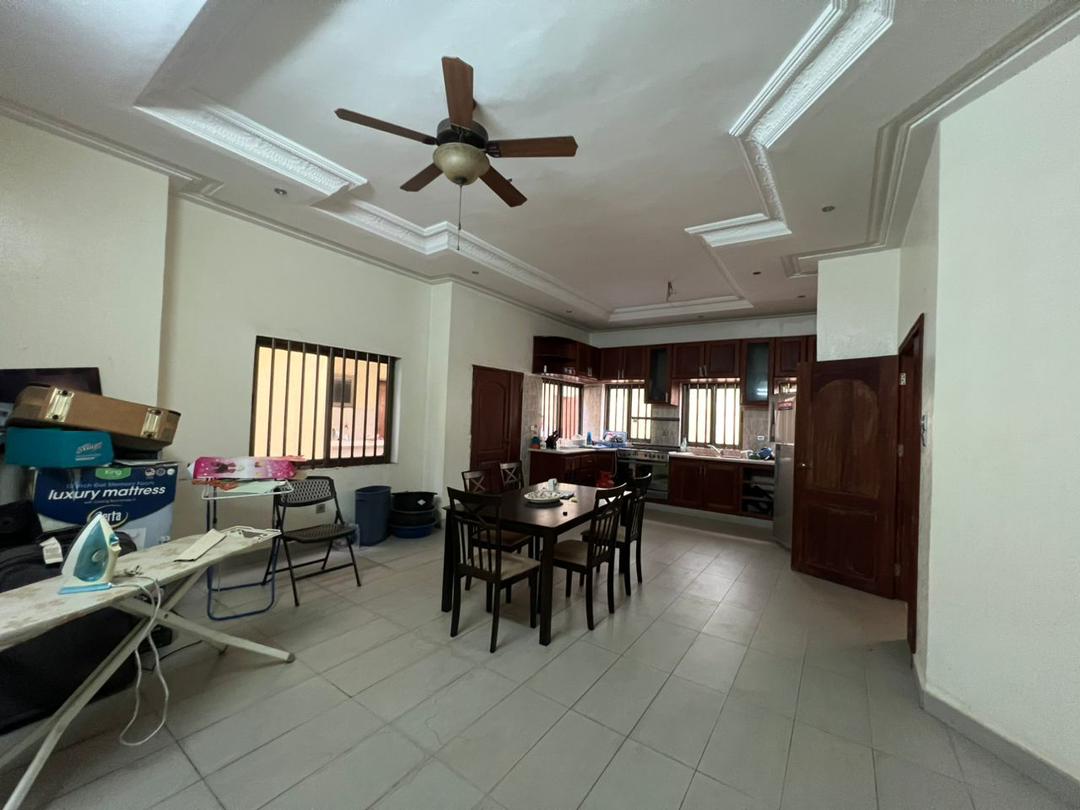 Belle Villa meublée à louer à Cotonou Akpakpa à PK10