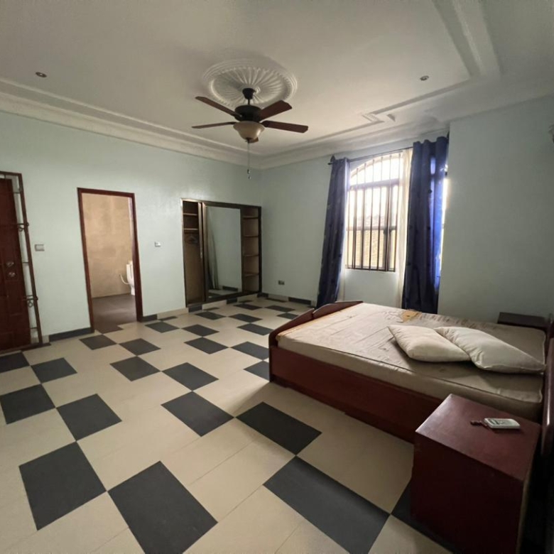 Belle Villa meublée à louer à Cotonou Akpakpa à PK10