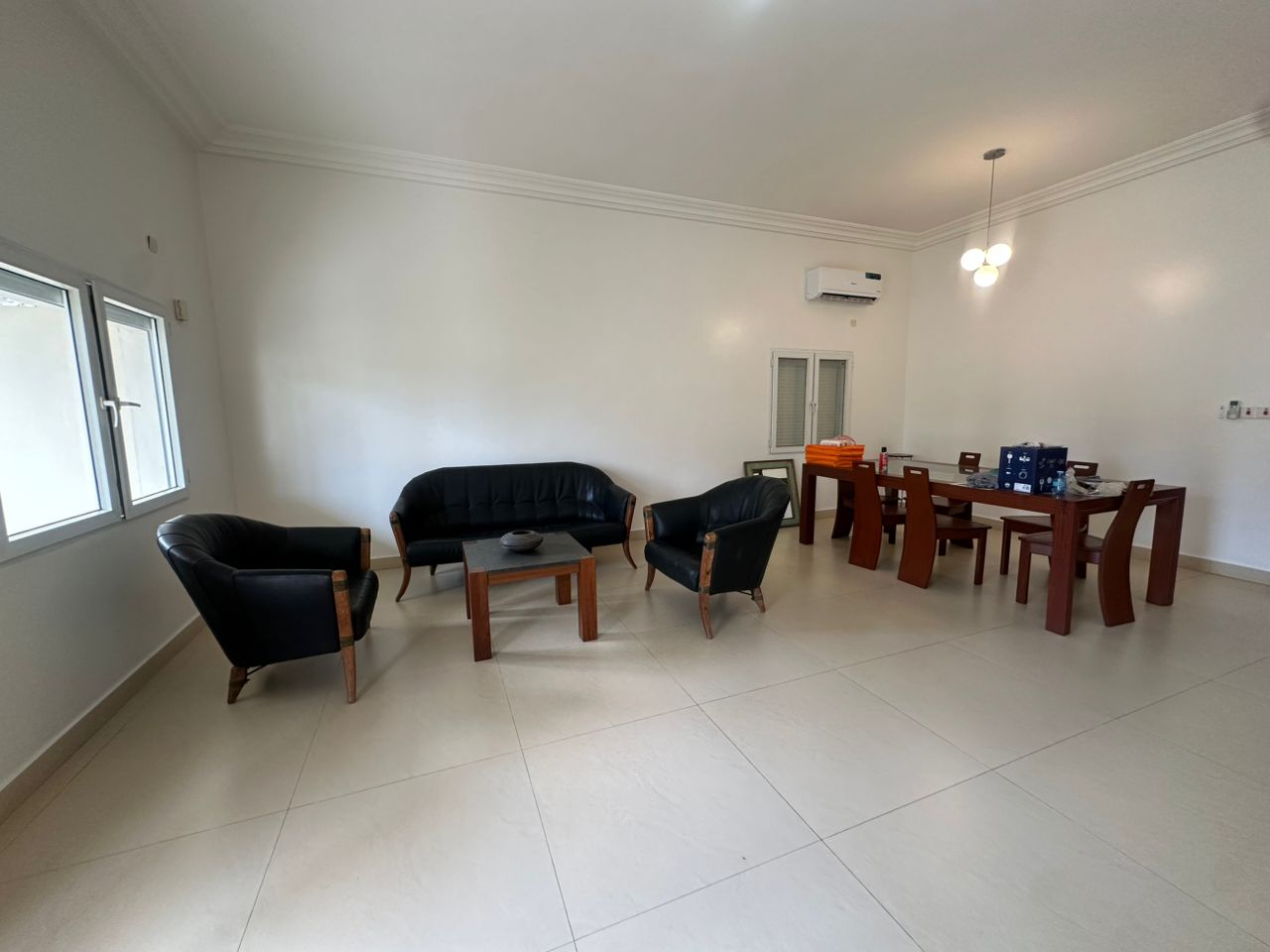 Entrée Personnelle meublée à louer à Cotonou Fidjrossè (25)