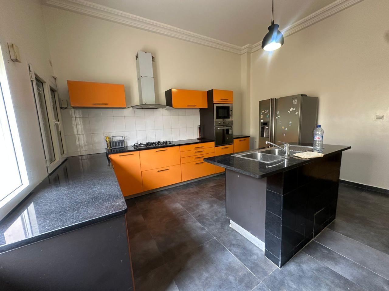 Entrée Personnelle meublée à louer à Cotonou Fidjrossè (25)