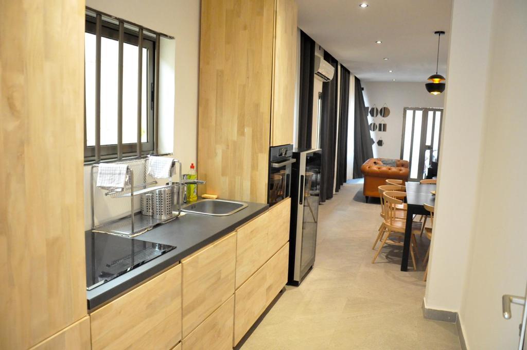 Entrée personnelle meublée à louer à Fidjrossè