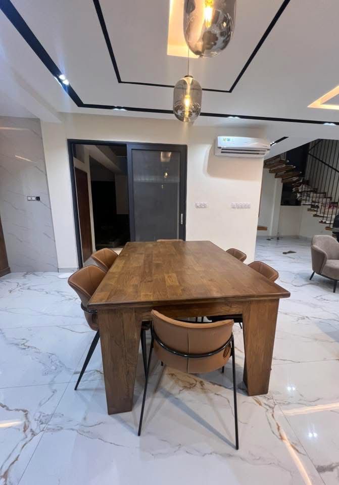 Villa Duplex meublée à louer à Cotonou Akpakpa Quartier Jack