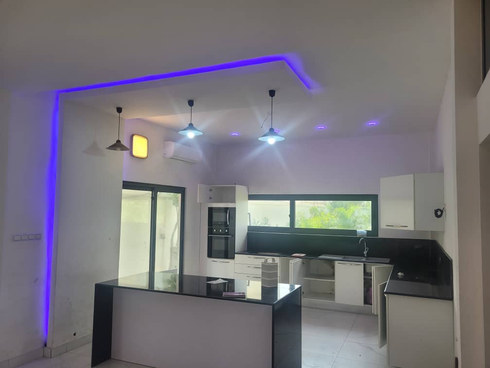 Villa à louer à Cotonou Erevan