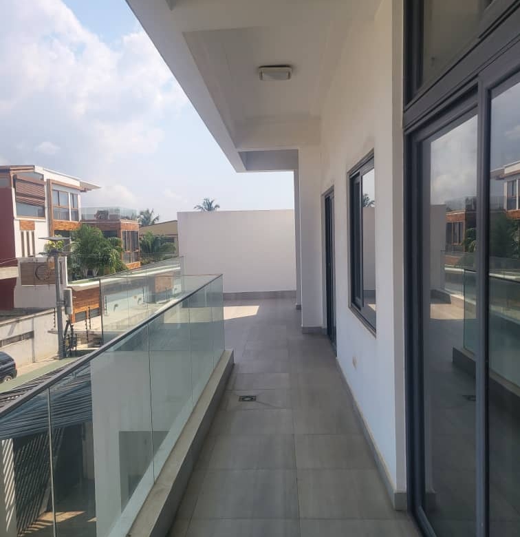 Villa à louer à Cotonou Erevan