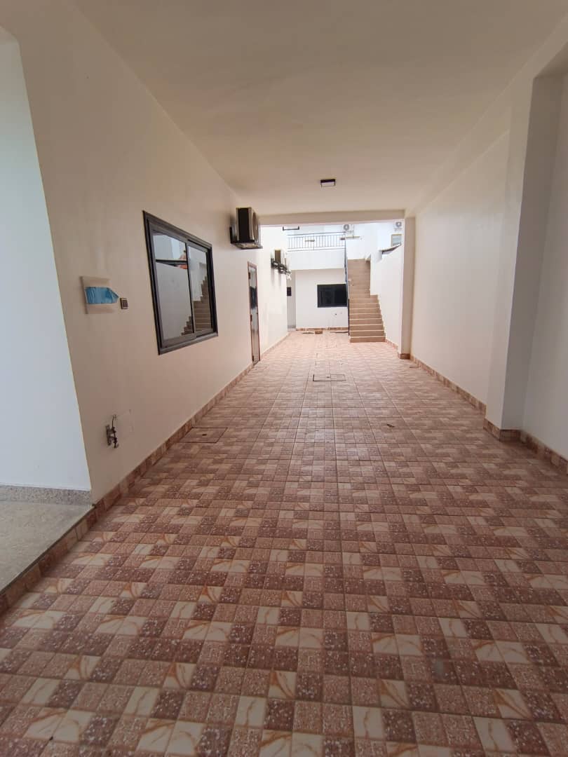 Villa à louer à Cotonou Houéyiho