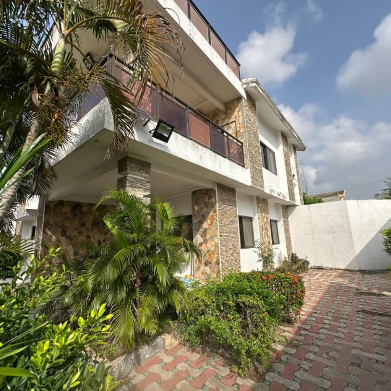 Villa à vendra à Cotonou Akpakpa 10