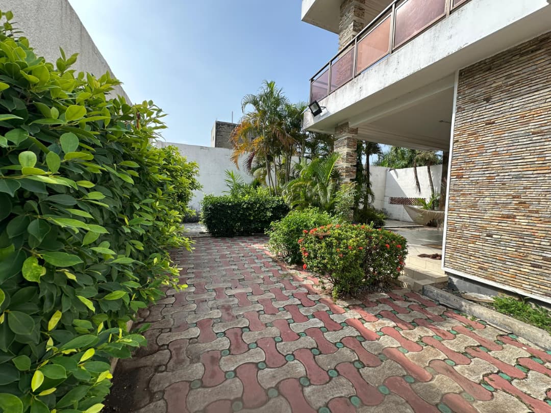 Villa à vendra à Cotonou Akpakpa 10