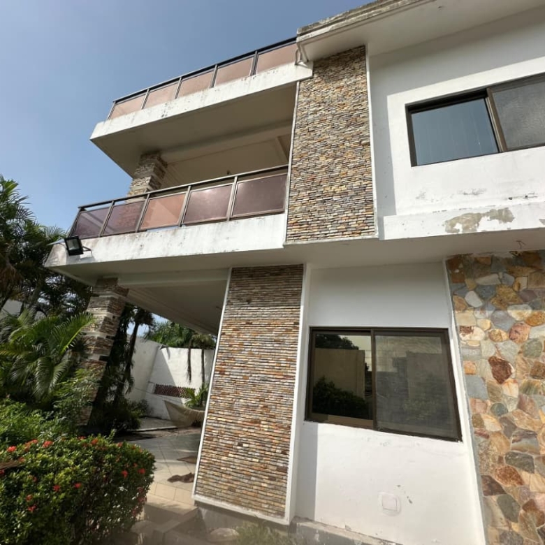 Villa à vendra à Cotonou Akpakpa 10