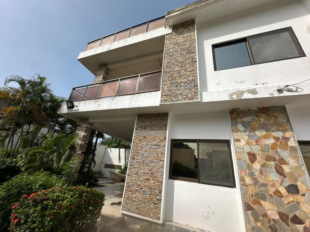 Villa à vendra à Cotonou Akpakpa 10