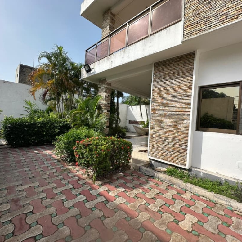 Villa à vendra à Cotonou Akpakpa 10