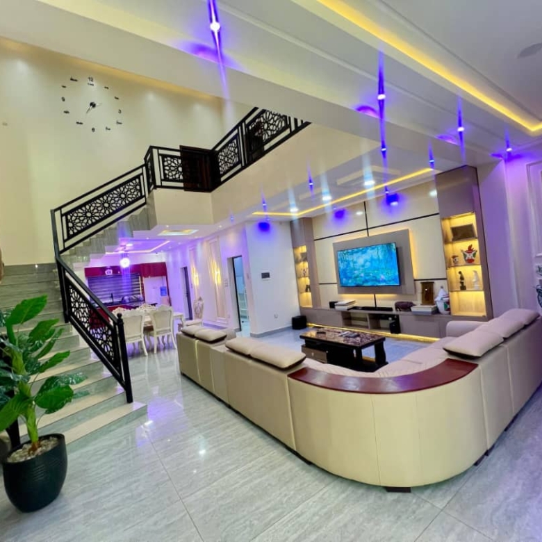 Villa meublée à louer à Abomey-Calavi Tankpè